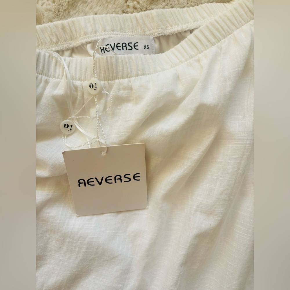 NWT Reverse Clothing White Linen Single Sleeve Dress Size XS - Picture 2 of 2